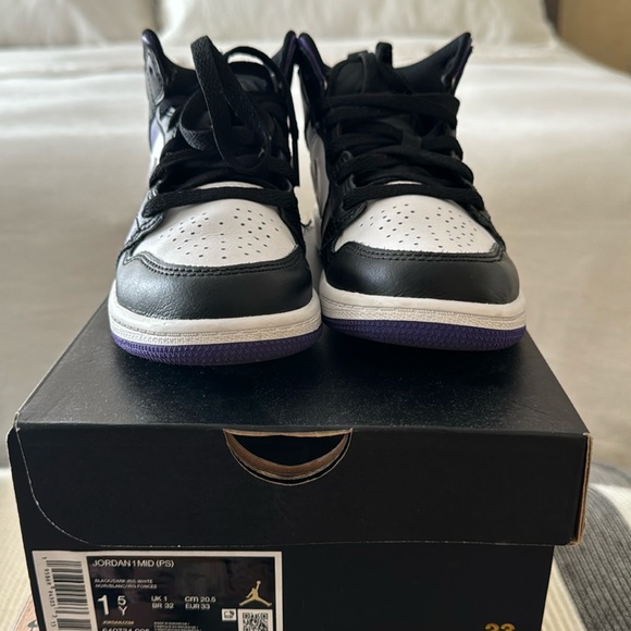 Air Jordan Other - nike air jordan 1 mid youth size 2 black dark iris white